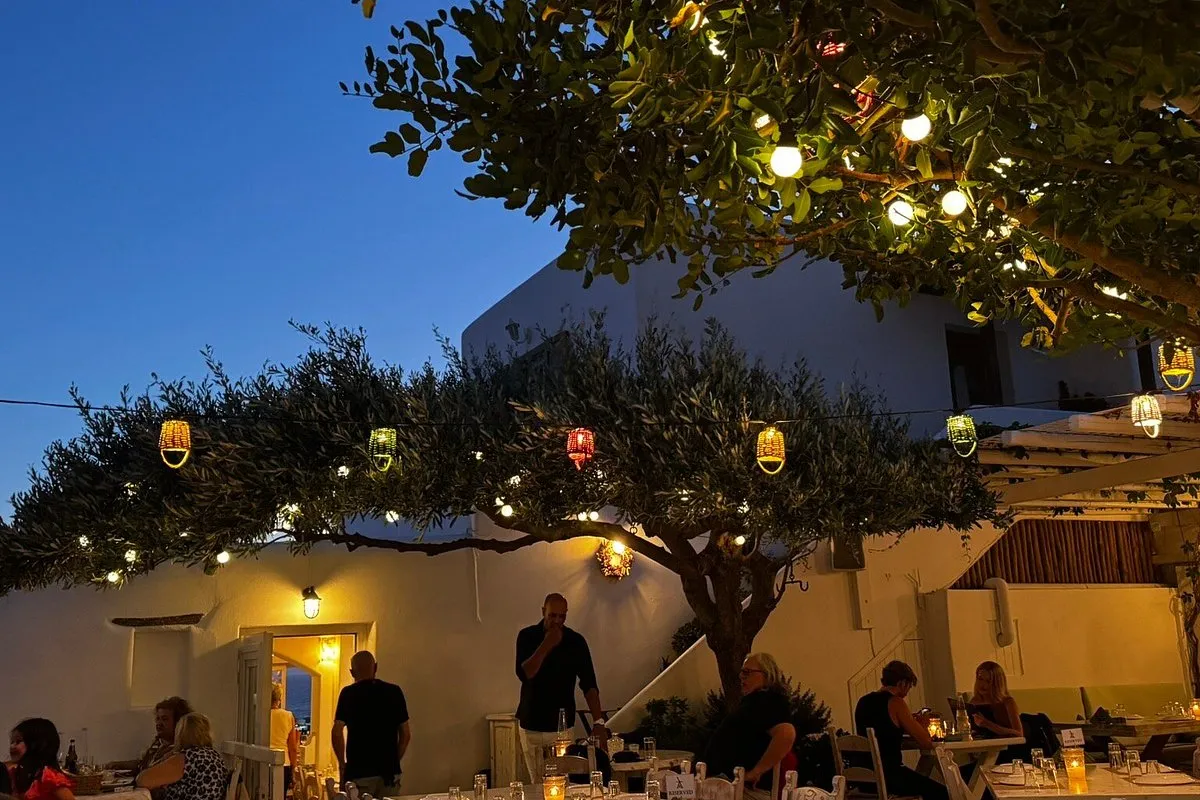 Taverna Lymnios - Photo 2