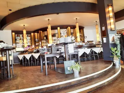 Mäder's - Photo 3
