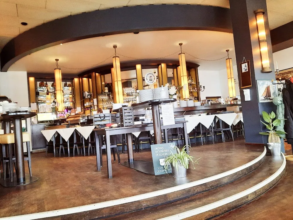 Mäder's - Photo 3