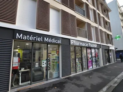 Pharmacie Pasteur - Photo 1