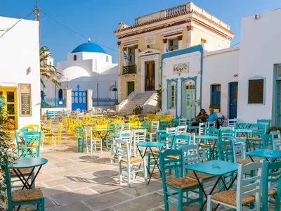 Milos - Photo 2