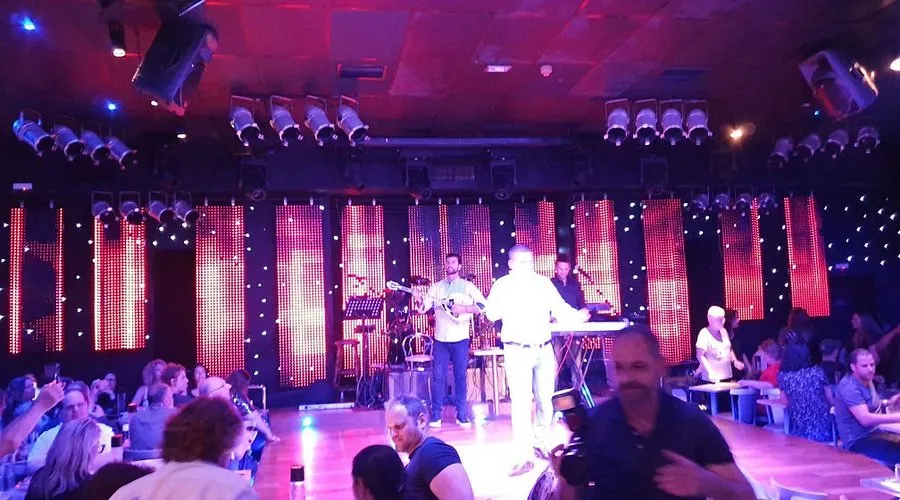 Astra Live - Photo 4