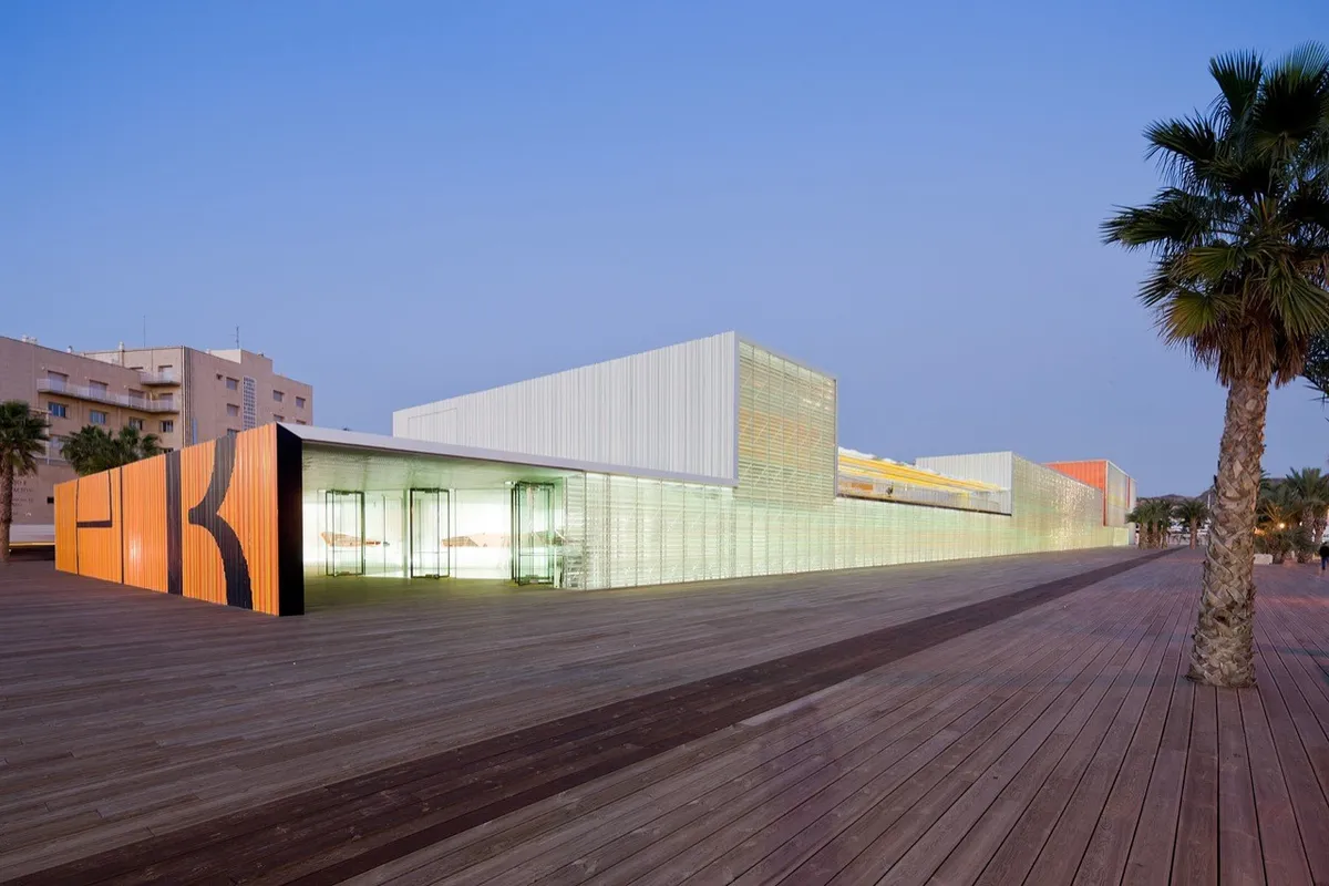 Auditorio y Palacio de Congresos El Batel - Photo 1