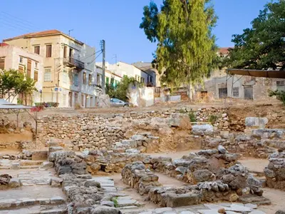 Archeological excavation - Photo 4