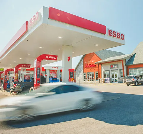 Esso - Photo 2