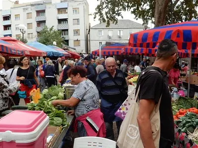 Plus market - Photo 2