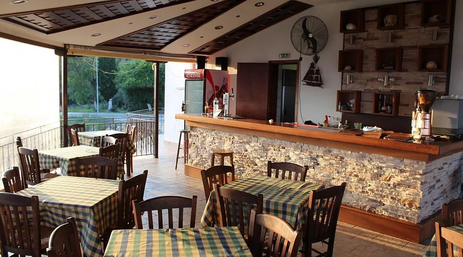 Lakis - Photo 1