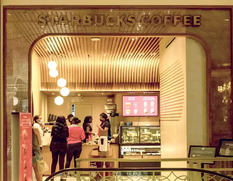 Starbucks - Photo 4