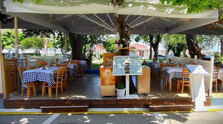 Spyros - Photo 3