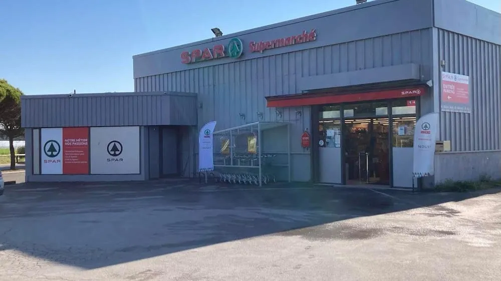 Spar - Photo 1