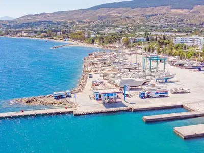Fuel Dock - Photo 5