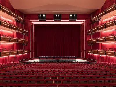 National Opera House - Photo 3