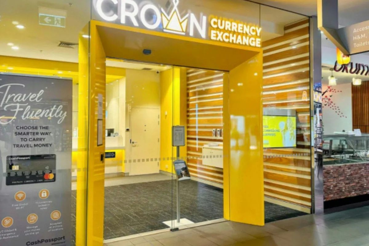 Crown Currency Exhange - Photo 1