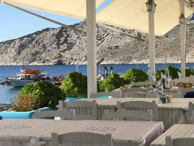 Theofilos - Photo 4