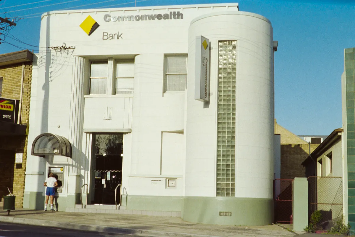 Aussie - Photo 1
