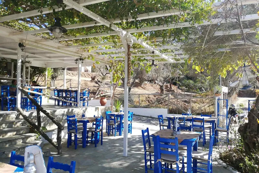 Taverna Ligaries - Photo 3