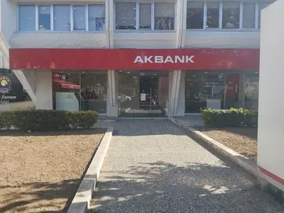 Akbank - Photo 2