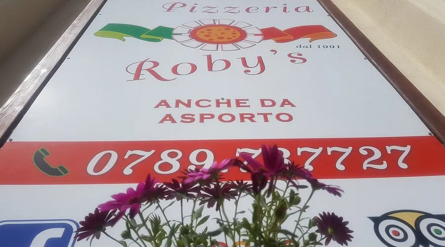 Roby's Pizzeria - Photo 2
