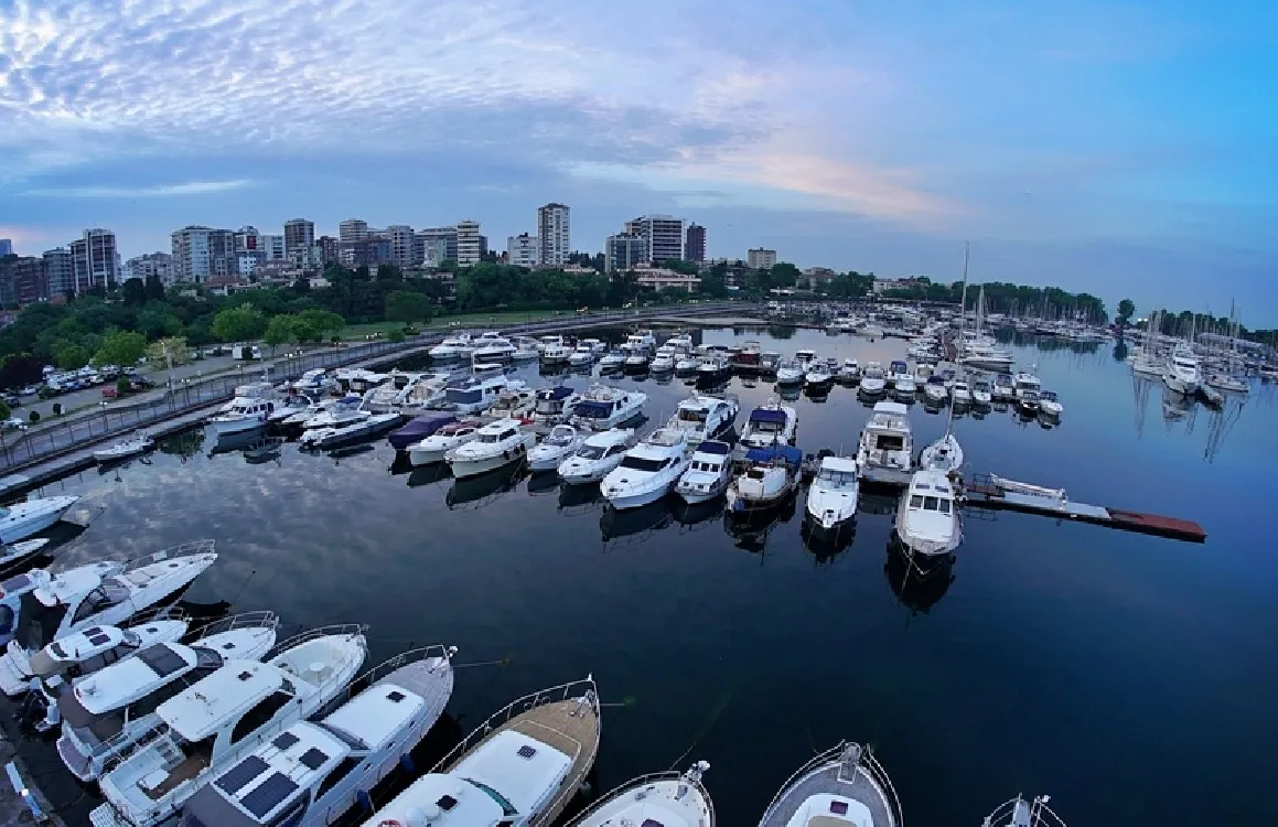 Fuel Dock - Photo 2
