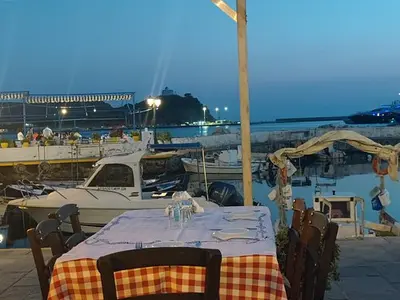 The Little Harbor - Photo 3