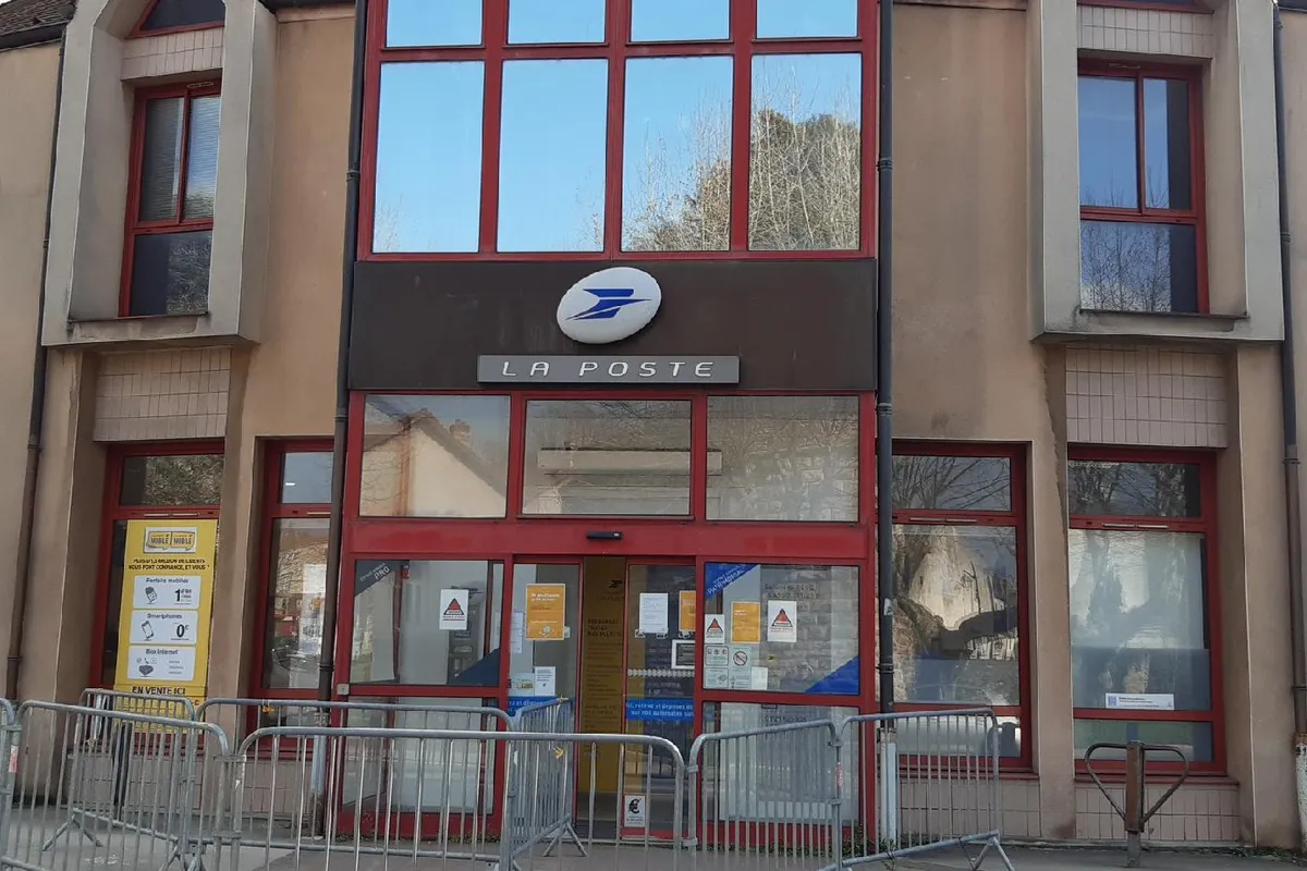 La Banque Postale - Photo 1