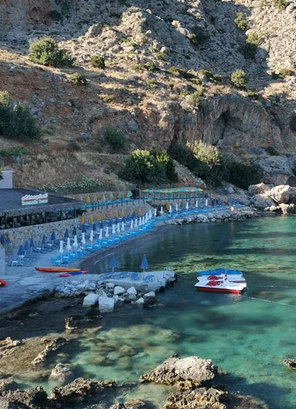 Akroyiali beach bar - Photo 3