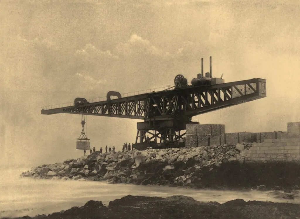 Titã do Molhe Sul do Porto de Leixões - Photo 1