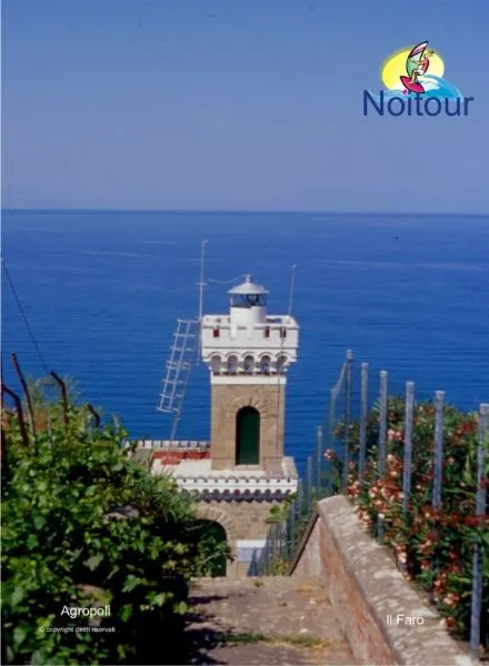 Faro di Agropoli - Photo 2