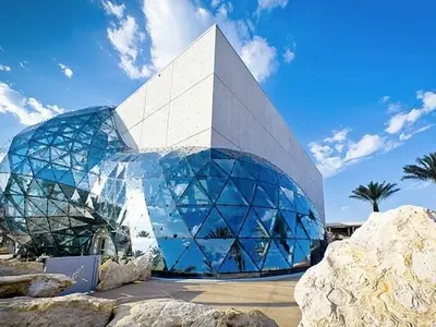 Salvador Dalí Museum - Photo 3