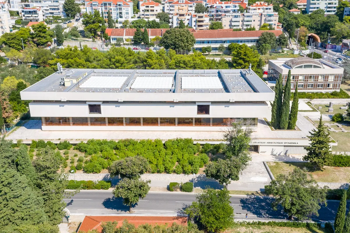 Muzej hrvatskih arheoloških spomenika - Photo 3