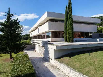 Muzej hrvatskih arheoloških spomenika - Photo 2
