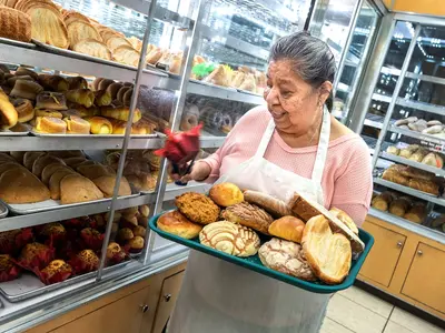 Vellios Bakery - Photo 4