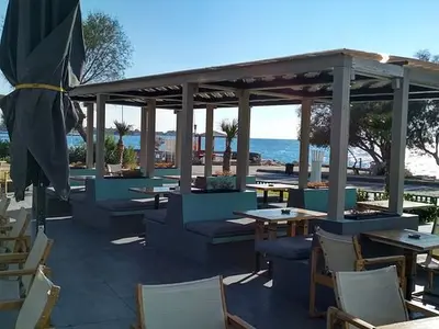 Peñarrubia Lounge - Photo 3