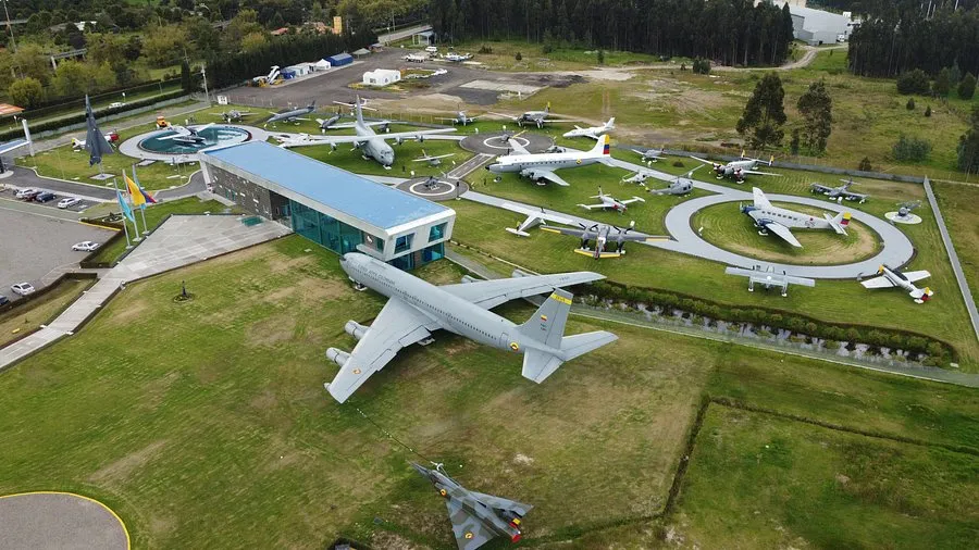 Museo Aeronáutico - Photo 4