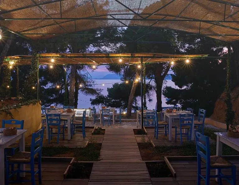 Nest Fish Restaurant - Photo 2