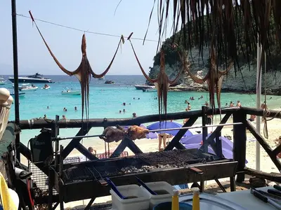Spyros - Photo 2
