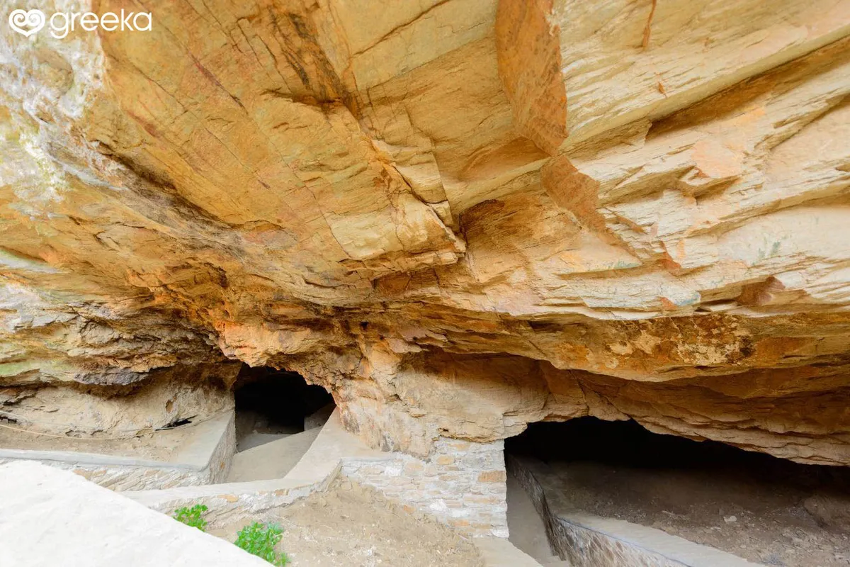 Katafyki cave - Photo 4