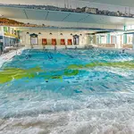 Meerwasserwellenbad