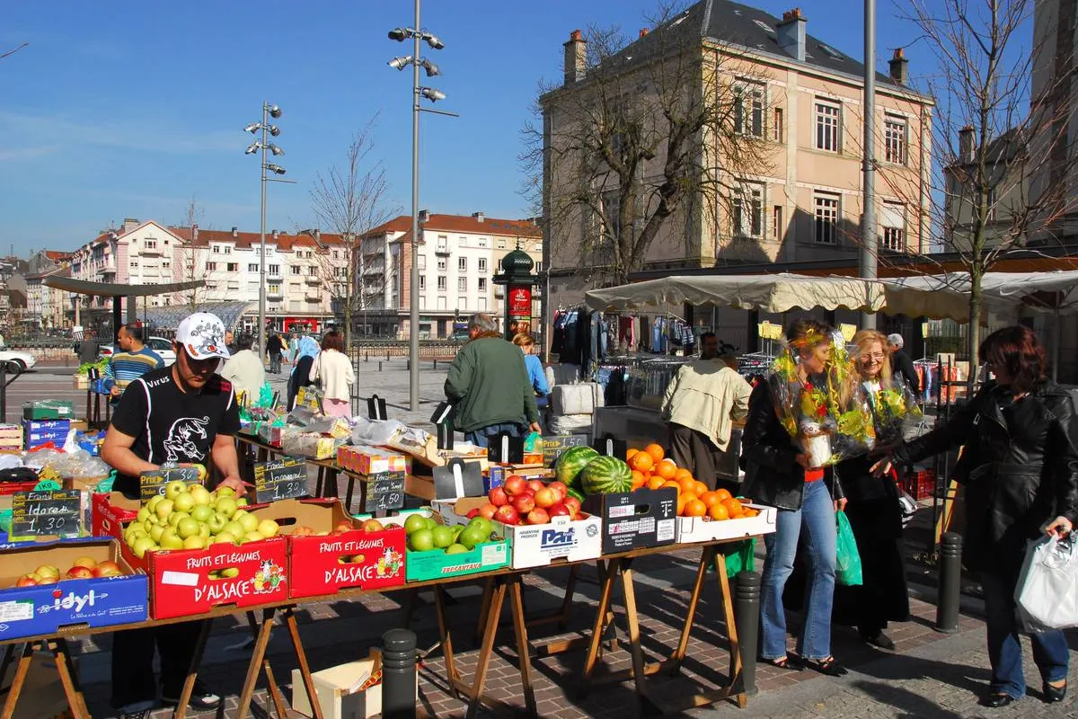 Marché de Fontenoy-Le-Château - Photo 3