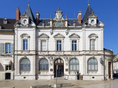 Caisse d'Épargne - Photo 1