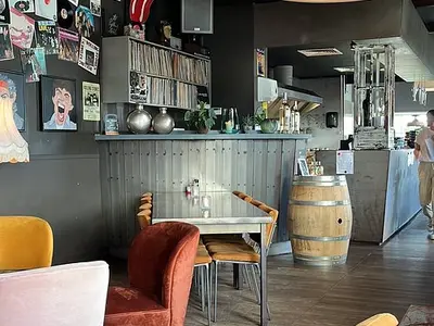Grand cafe de Loods - Photo 2