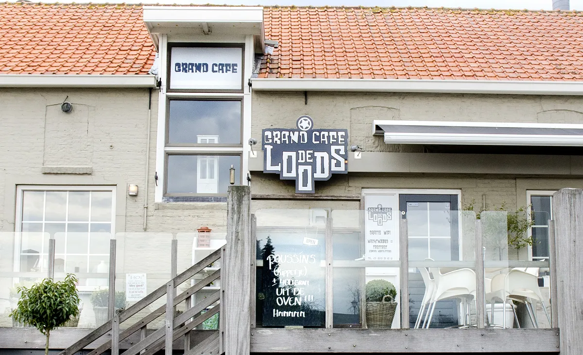 Grand cafe de Loods - Photo 3