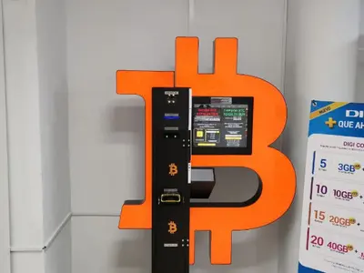 Bitcoin ATM - Shitcoins.club - Photo 2