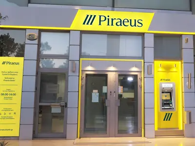Piraeus Bank - Photo 2