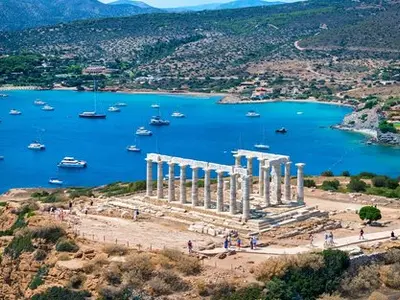 Temple of Poseidon - Photo 4