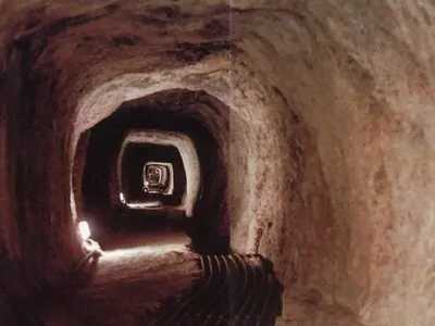 Túnnel of Eupalinos - Photo 2