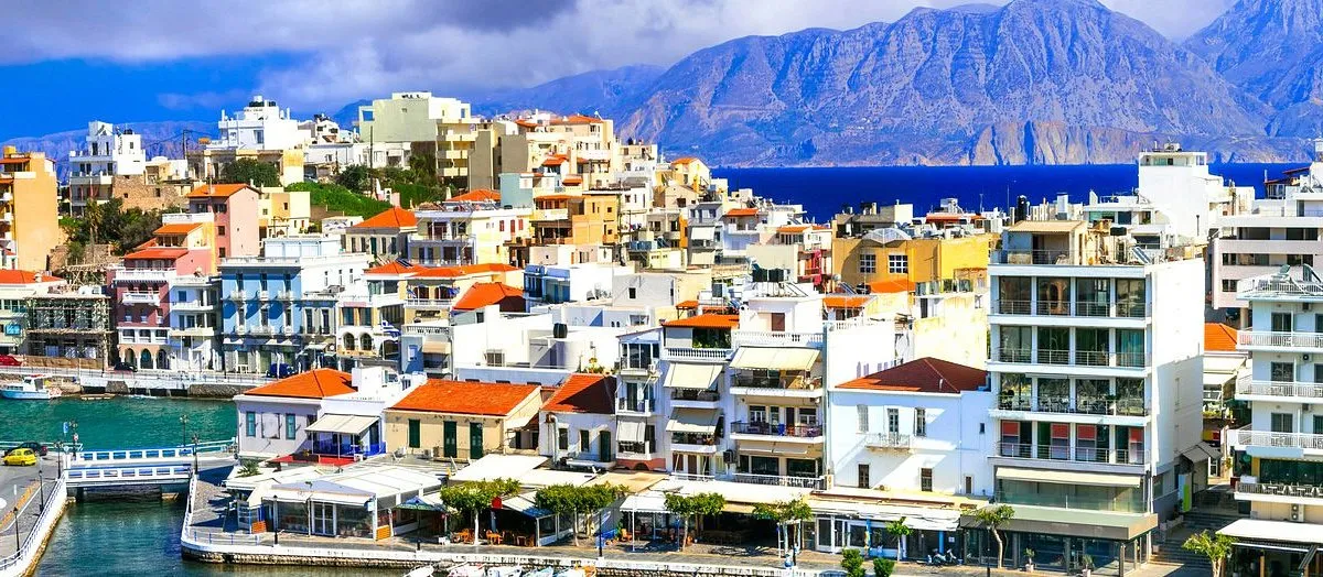 Agios Nikolaos - Photo 1