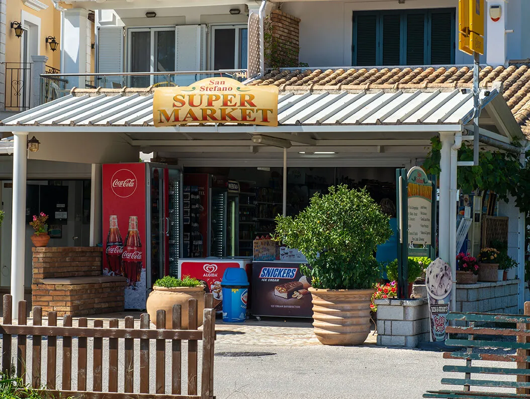 San Stefano Supermarket - Photo 2
