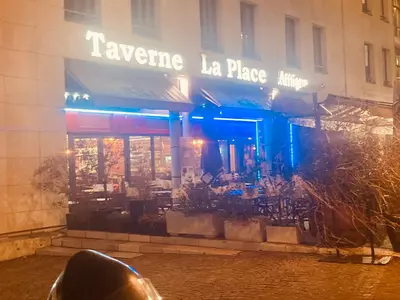 Café de la Place - Photo 2