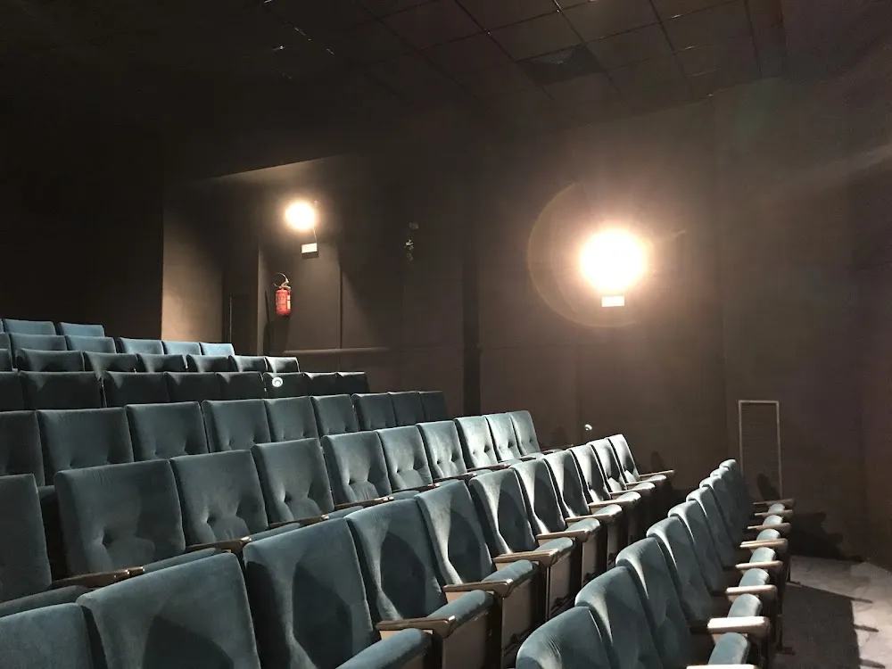 Cinema Aurora - Photo 2